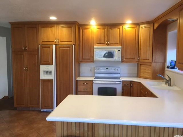 277 E Clover Ridge Dr, Sandy, UT 84070 — photo 12