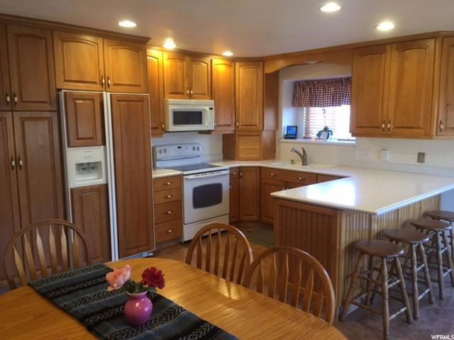 277 E Clover Ridge Dr, Sandy, UT 84070 — photo 11