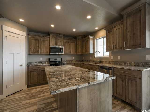 507 E 3725 N, North Ogden, UT 84414 — photo 11