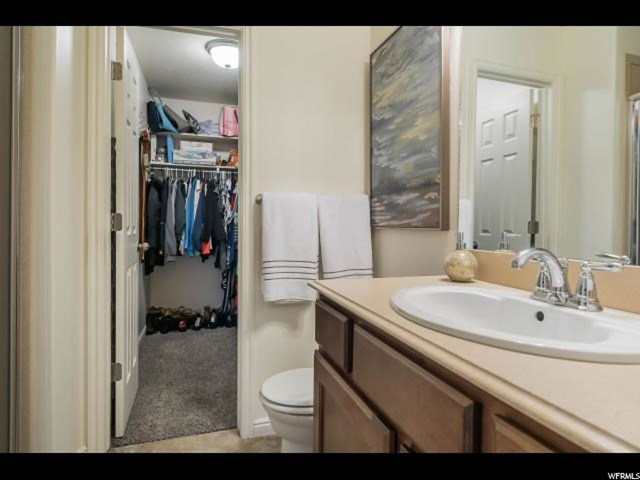 946 E Chris S, Clearfield, UT 84015 — photo 8