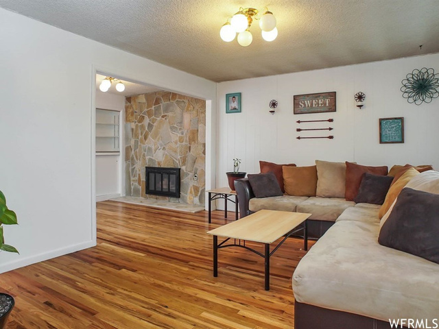 5227 S 2425 W, Roy, UT 84067 — photo 3