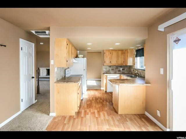 652 Howard Dr E, Sandy, UT 84070 — photo 12