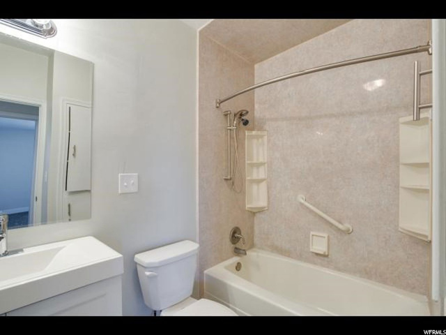 4938 S 2450 W, Roy, UT 84067 — photo 7