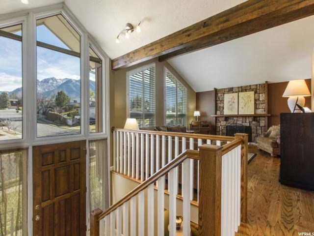 9832 S Falconhurst Dr E, Sandy, UT 84092 — photo 4