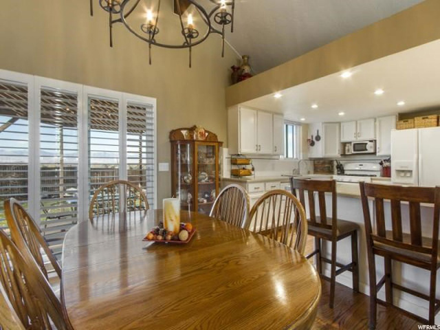 9832 S Falconhurst Dr E, Sandy, UT 84092 — photo 8