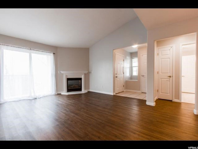 490 E 700 S #A6, Clearfield, UT 84015 — photo 3