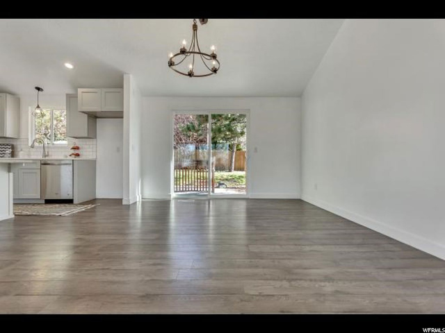 1112 N Deerfield Dr, Centerville, UT 84014 — photo 7