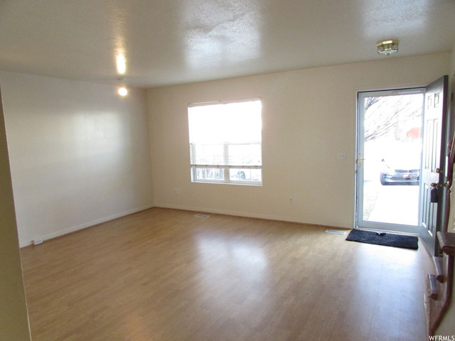 408 E 500 S, Clearfield, UT 84015 — photo 2