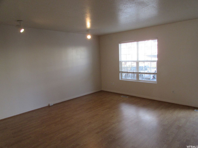 408 E 500 S, Clearfield, UT 84015 — photo 4