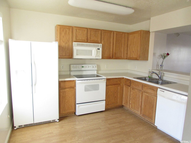 408 E 500 S, Clearfield, UT 84015 — photo 6