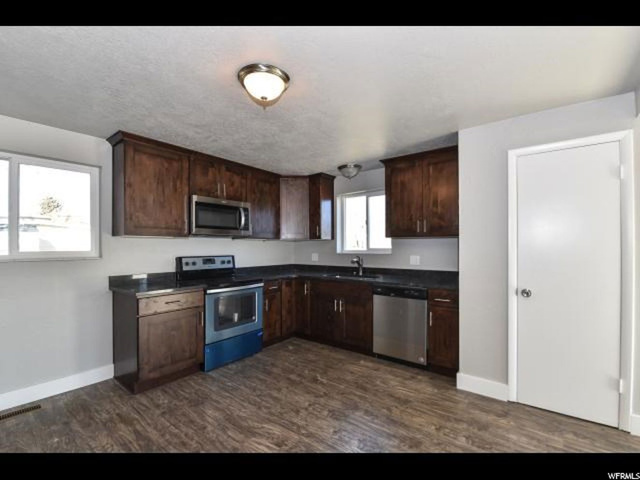 1362 Marilyn Dr, Syracuse, UT 84075 — photo 6