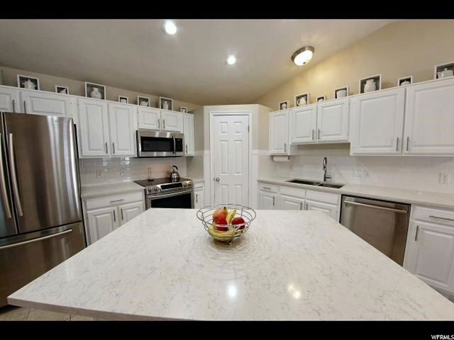 840 E 2150 S, Clearfield, UT 84015 — photo 6