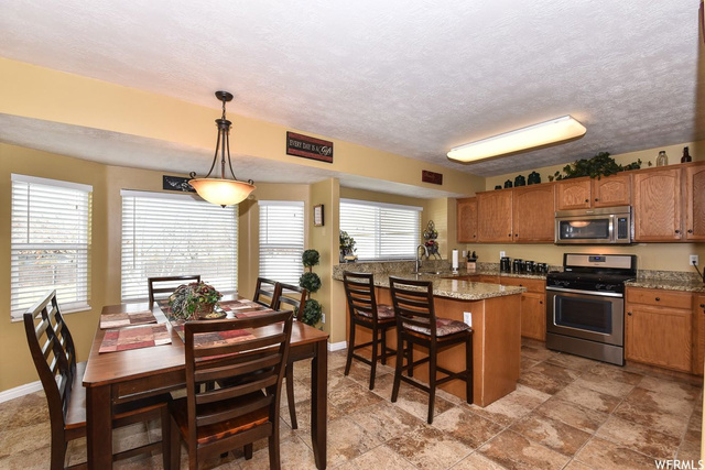 11448 Raspberry Ct, Draper, UT 84020 — photo 7
