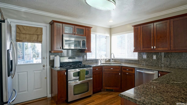 546 W 1650 N, Centerville, UT 84014 — photo 8