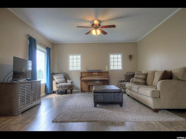 290 N 200 E, Wellsville, UT 84339 — photo 3