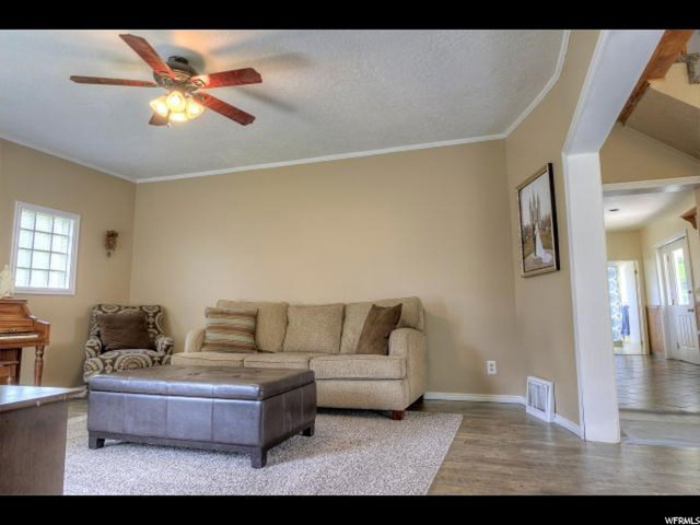 290 N 200 E, Wellsville, UT 84339 — photo 2