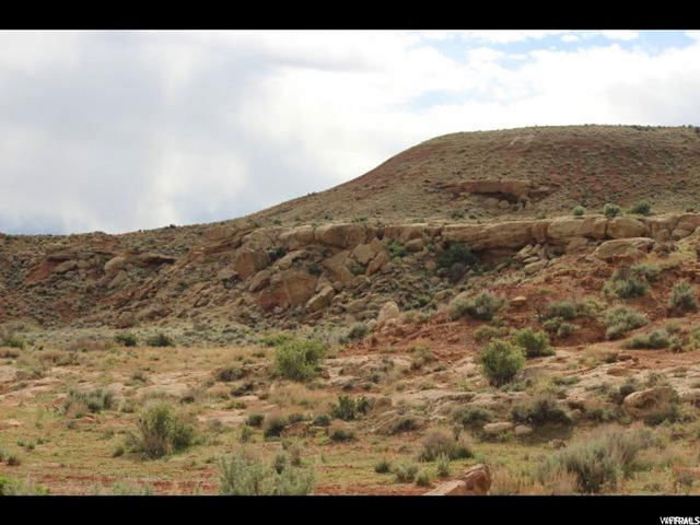 4689 N 10500 E, Lapoint, UT 84039 — photo 4