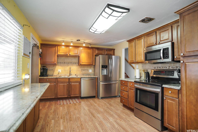 2472 N 400 W, Sunset, UT 84015 — photo 8