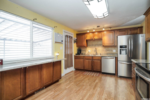 2472 N 400 W, Sunset, UT 84015 — photo 7