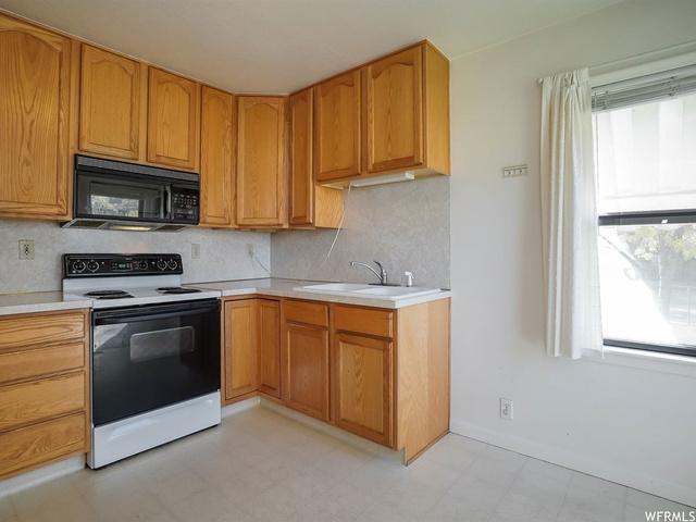 396 Cherry Dr, Riverdale, UT 84405 — photo 8