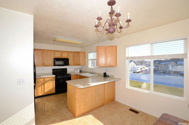 2587 W 2650 N, Clinton, UT 84015 — photo 6