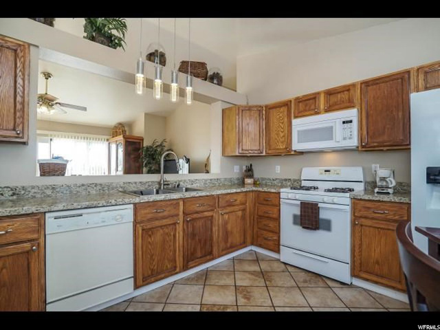 256 E 1450 N, Layton, UT 84041 — photo 6
