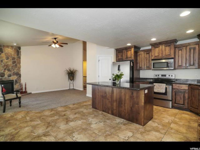 52 E Whitaker Cir, Kaysville, UT 84037 — photo 12
