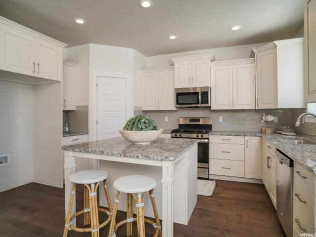 362 S 400 E, Centerville, UT 84014 — photo 11