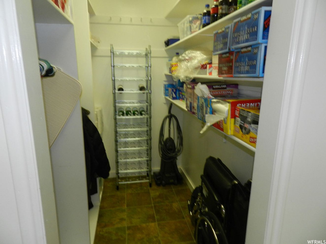 10068 S 415 E, Sandy, UT 84070 — photo 9