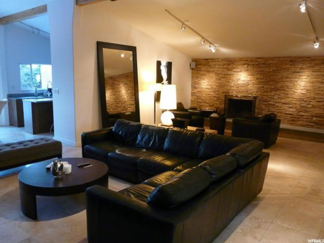 1553 E Spring Run Dr, Holladay, UT 84117 — photo 7