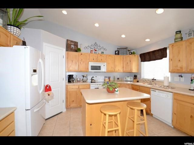 2369 N 2930 W, Clinton, UT 84015 — photo 5