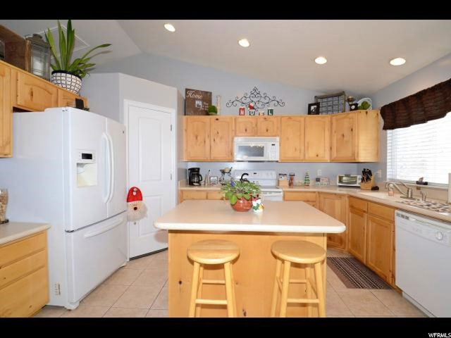 2369 N 2930 W, Clinton, UT 84015 — photo 6