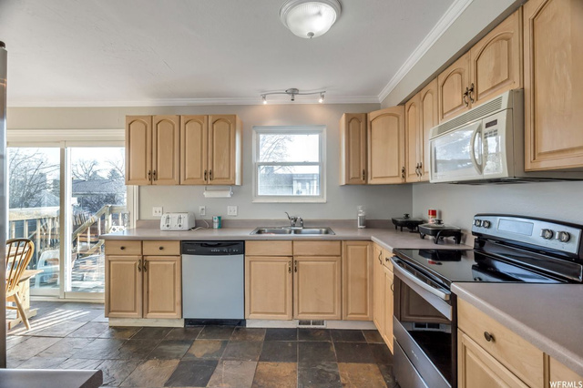 1037 W 1455 N, Orem, UT 84057 — photo 6