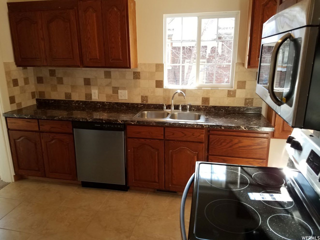 2572 Quincy Ave, Ogden, UT 84401 — photo 2