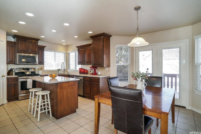 587 E 2100 S, Clearfield, UT 84015 — photo 5