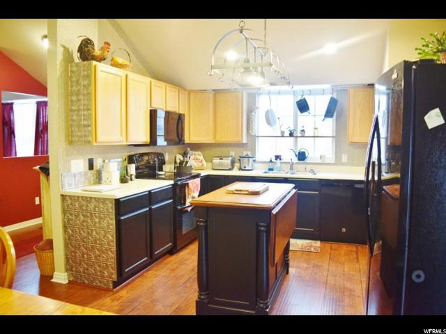995 W 150 S, Clearfield, UT 84015 — photo 7