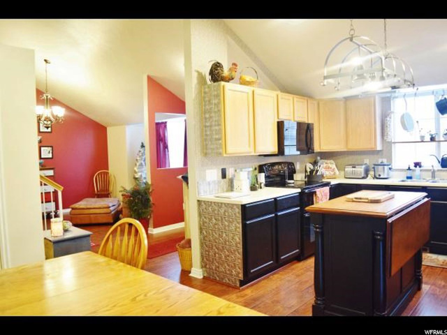 995 W 150 S, Clearfield, UT 84015 — photo 6