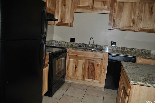 1373 E Lorl Ln ##7, Ogden, UT 84404 — photo 12