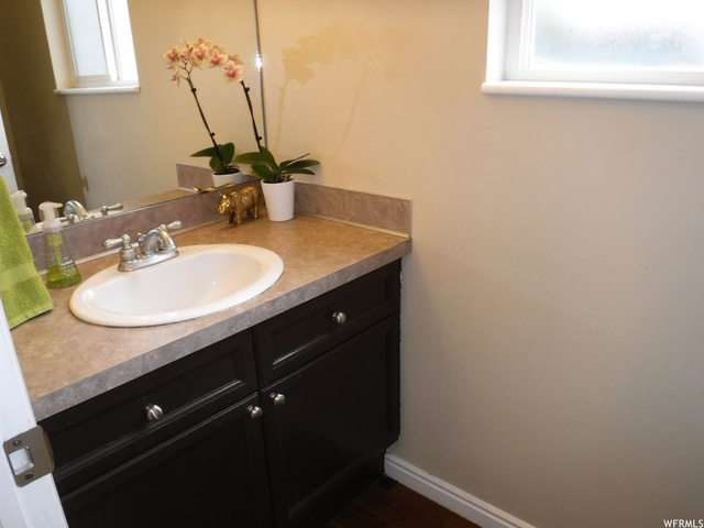 328 E 2350 N, North Ogden, UT 84414 — photo 12