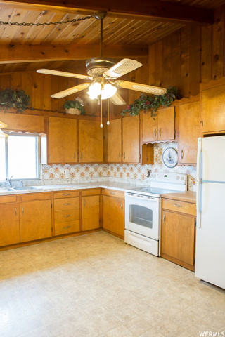 375 E 1150 S, Elsinore, UT 84724 — photo 7