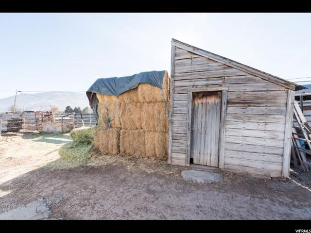 280 N 400 E, Levan, UT 84639 — photo 6