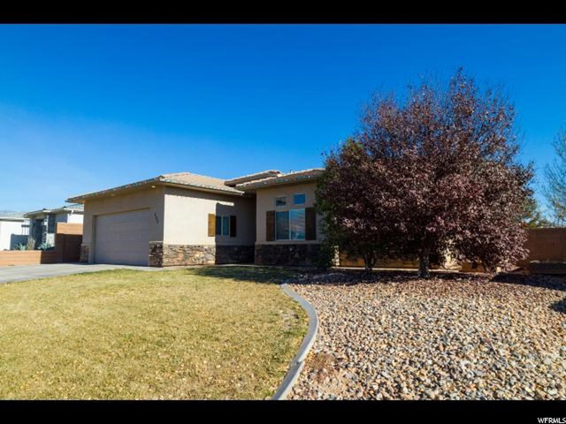 402 N 2720 E, St. George, UT 84790 — photo 3