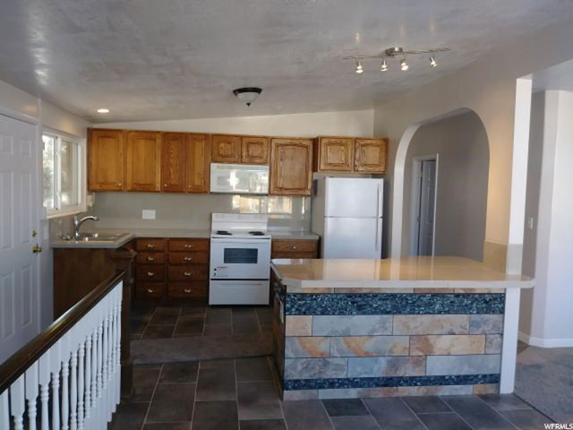 2575 4800, Roy, UT 84067 — photo 2