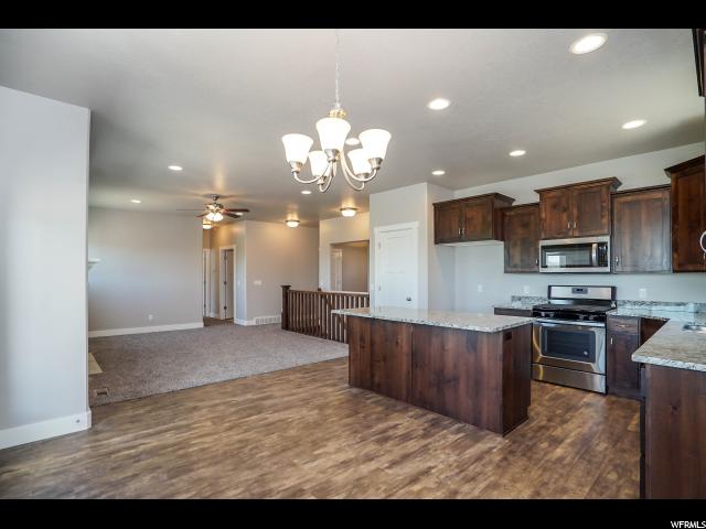 968 W 3250 S, Syracuse, UT 84075 — photo 9
