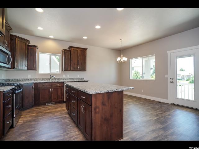 968 W 3250 S, Syracuse, UT 84075 — photo 8