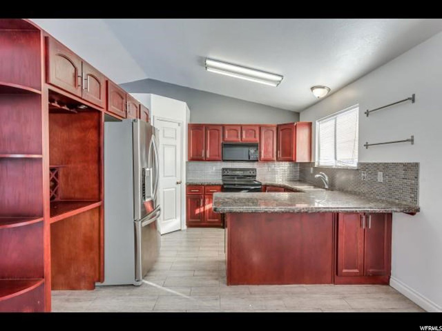 481 W 500 N, Clearfield, UT 84015 — photo 6