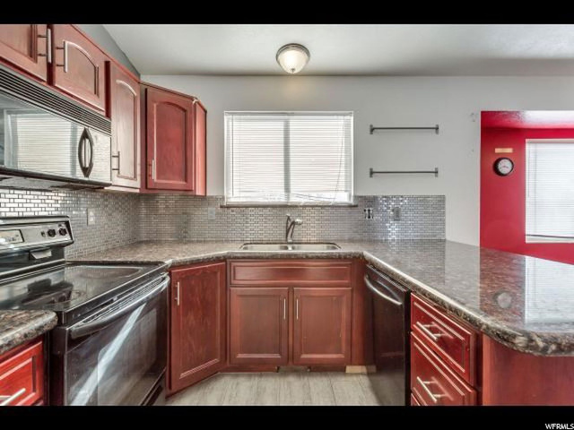 481 W 500 N, Clearfield, UT 84015 — photo 5