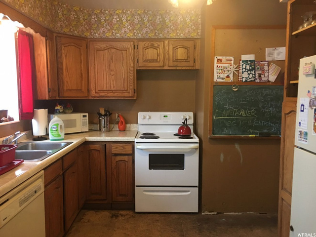 429 W 2700 S, Bountiful, UT 84010 — photo 8