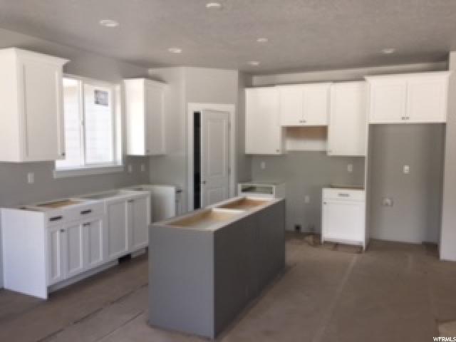 352 S 400 E, Centerville, UT 84014 — photo 3