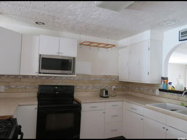 201 W 800 N, Clearfield, UT 84015 — photo 9